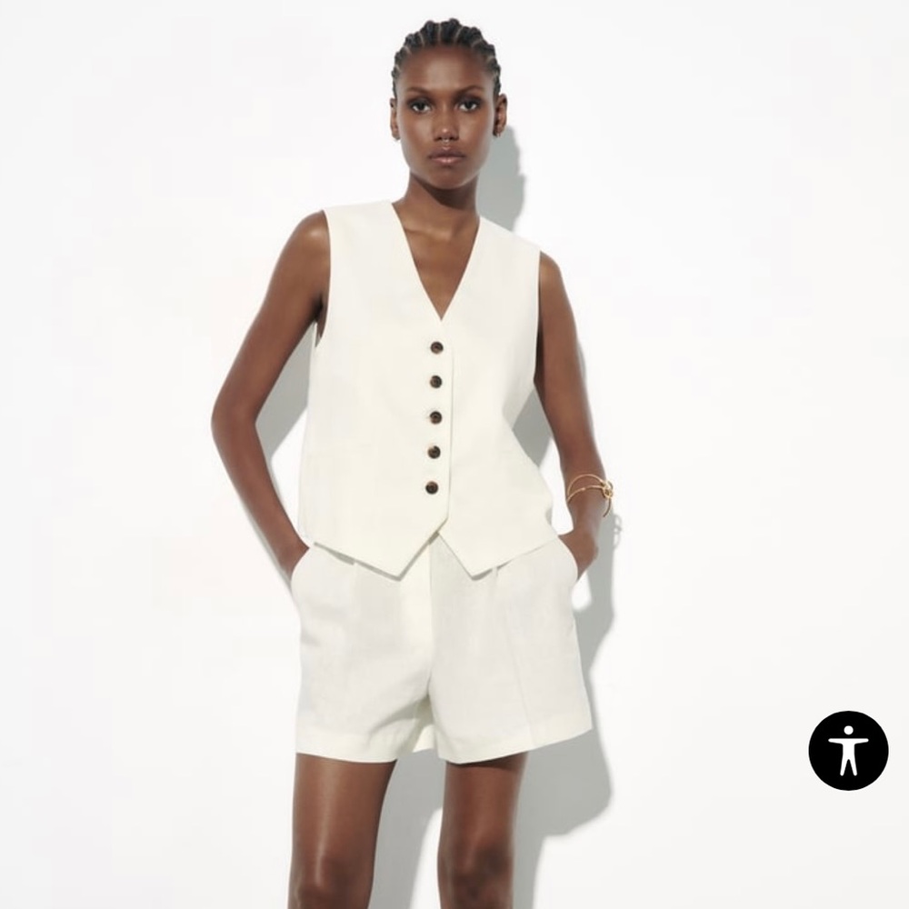 Zara High Rise Linen Blend shorts